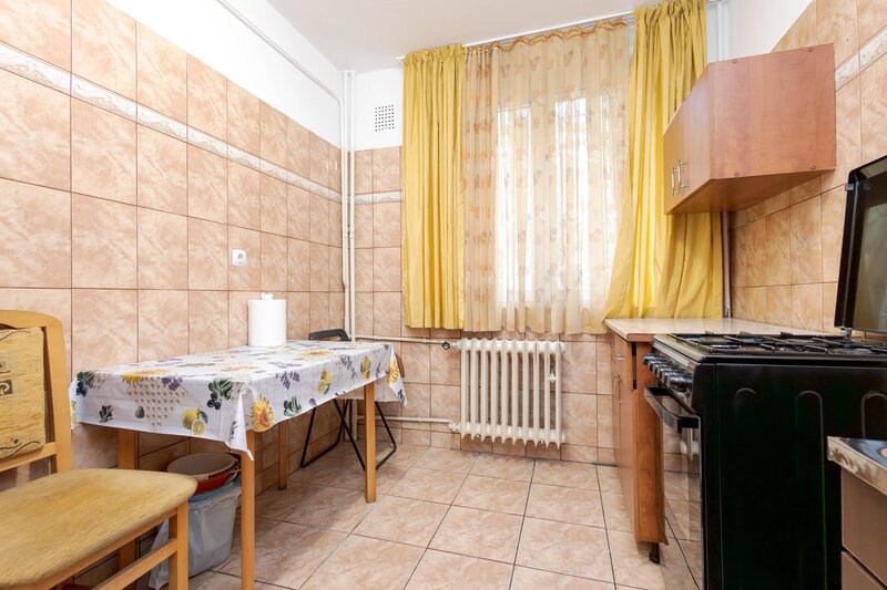 Titan, Intrarea Badeni, metrou, inchiriere apartament 2 camere.